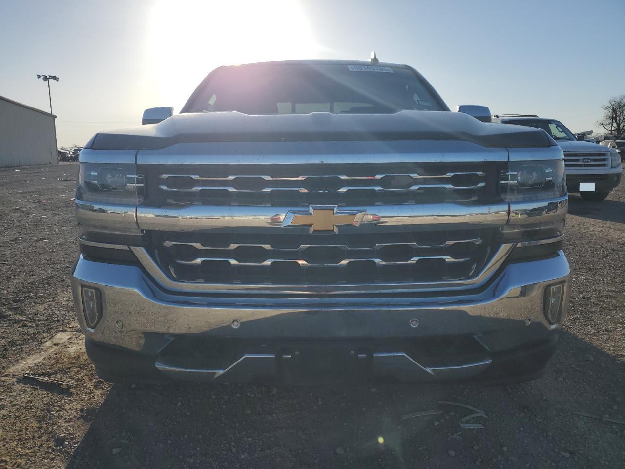 2018 Chevrolet Silverado - Image 5