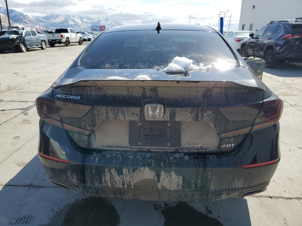 1HGCV2F55JA014521 HONDA ACCORD 2018