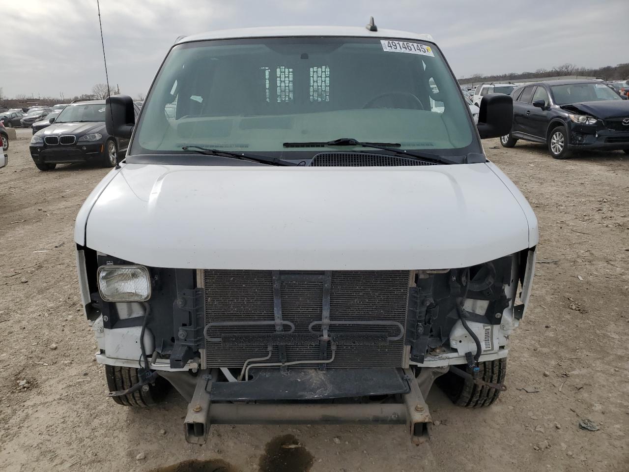 2017 GMC Savana - Image 5