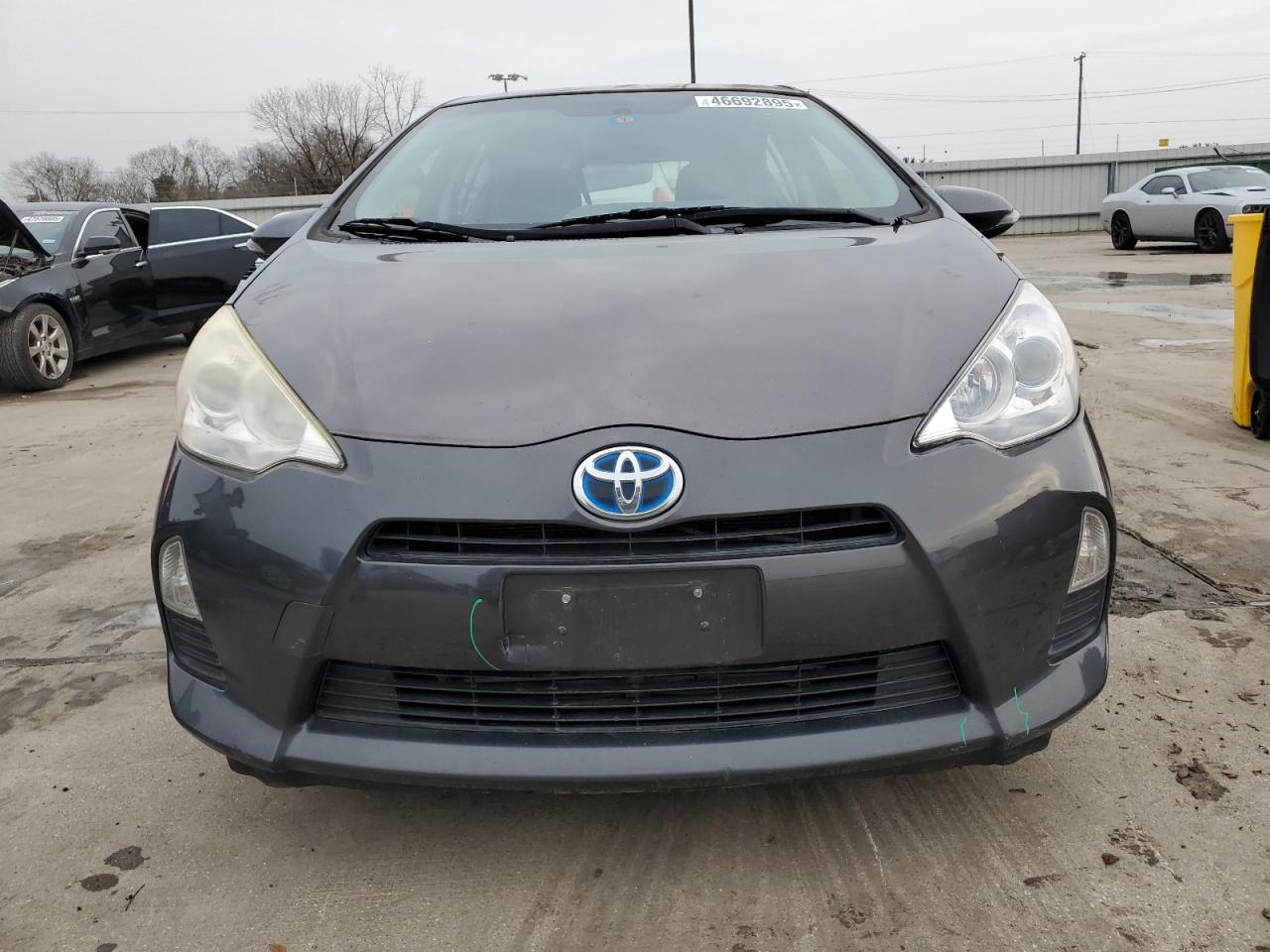 2013 Toyota Prius - Image 5