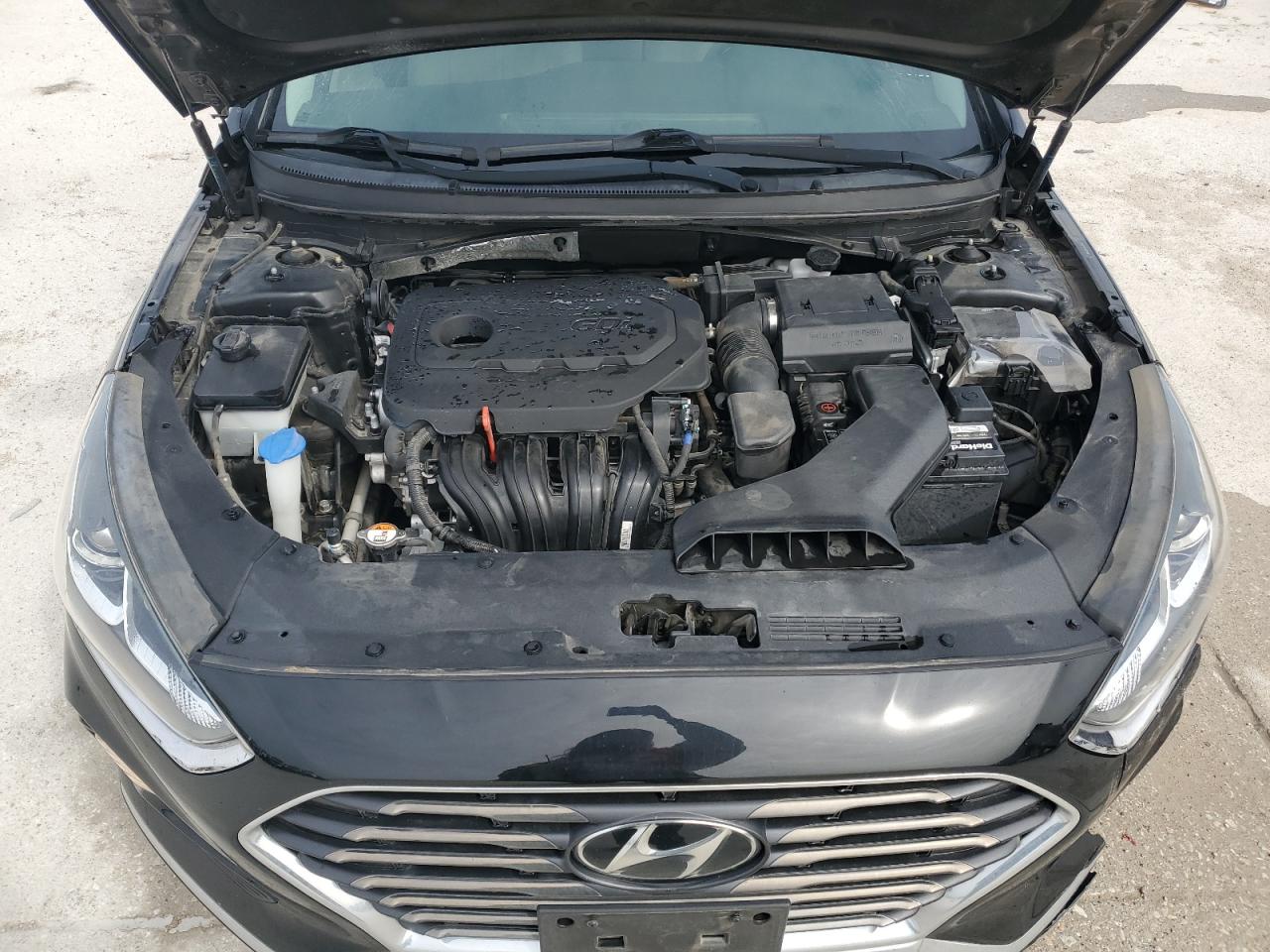 2019 Hyundai Sonata - Image 11