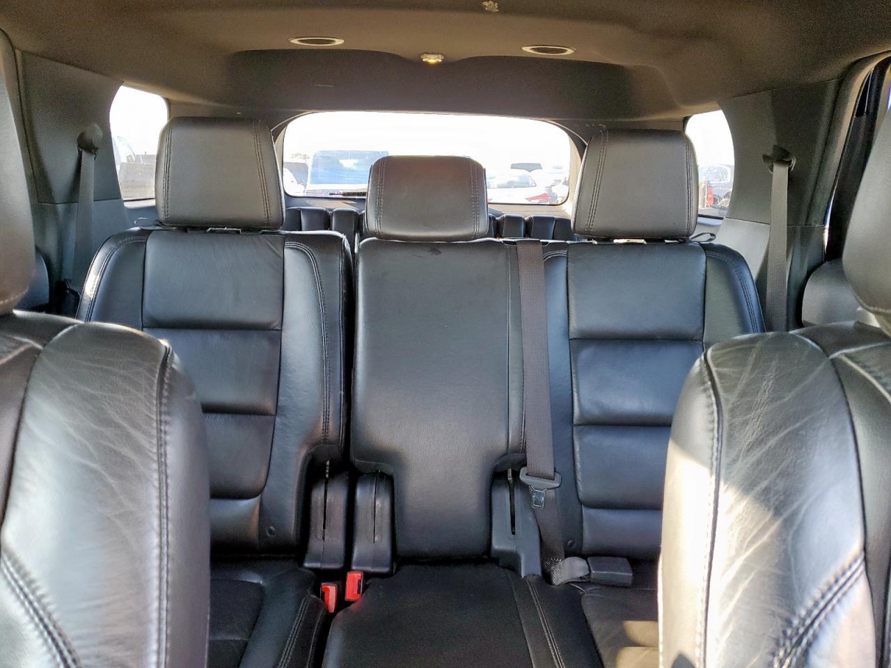 2015 Ford Explorer - Image 10