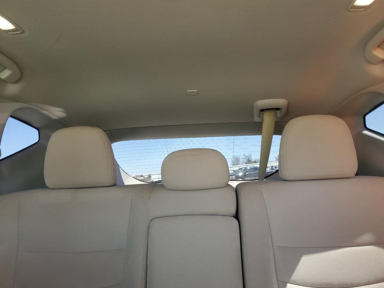 2015 Nissan Murano - Image 10