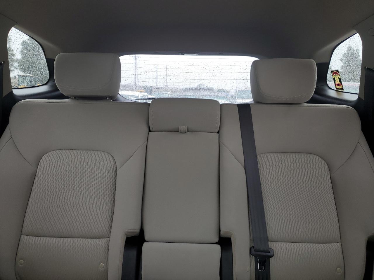 2014 Hyundai Santa Fe - Image 10