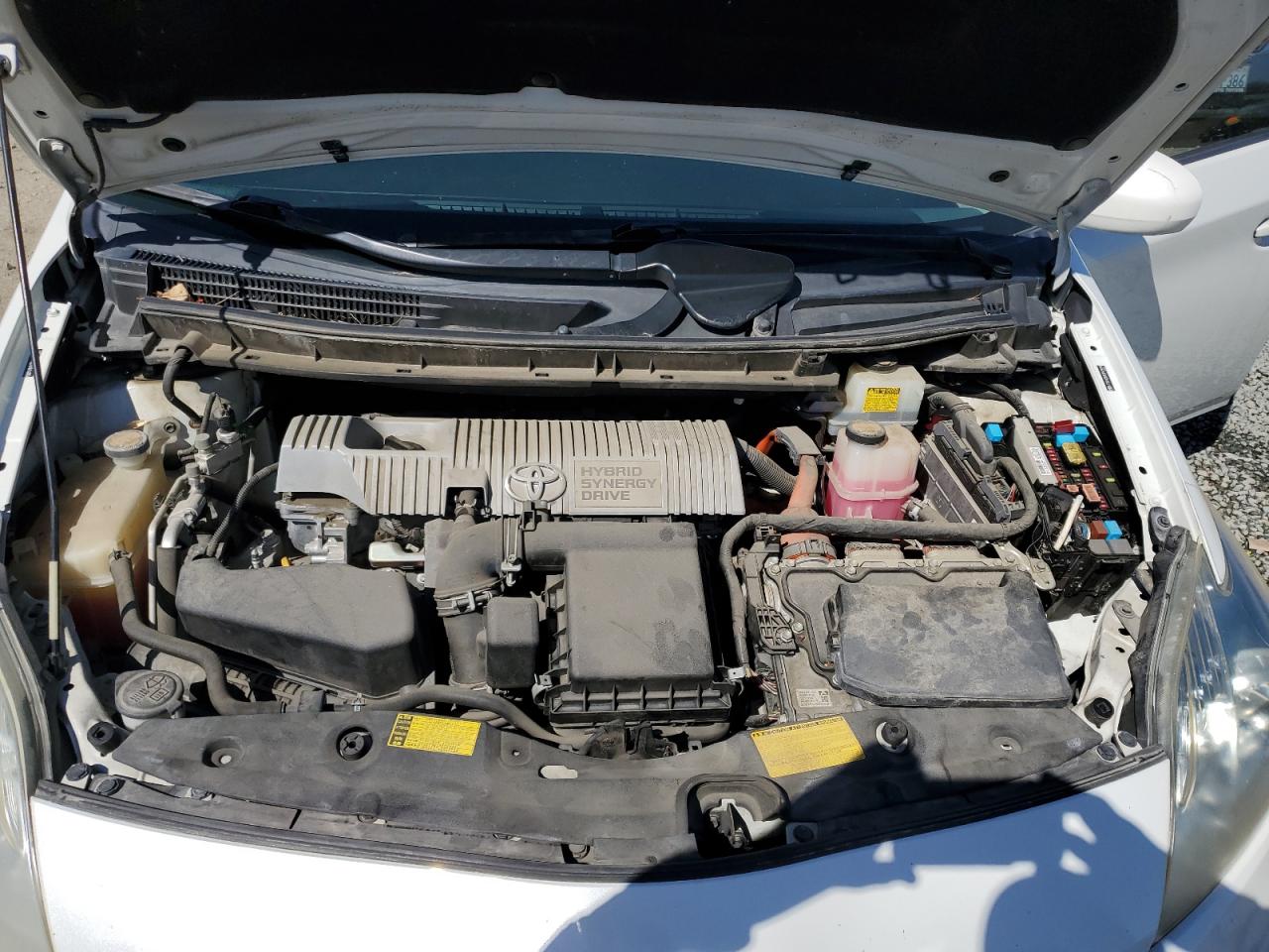 2012 Toyota Prius - Image 11