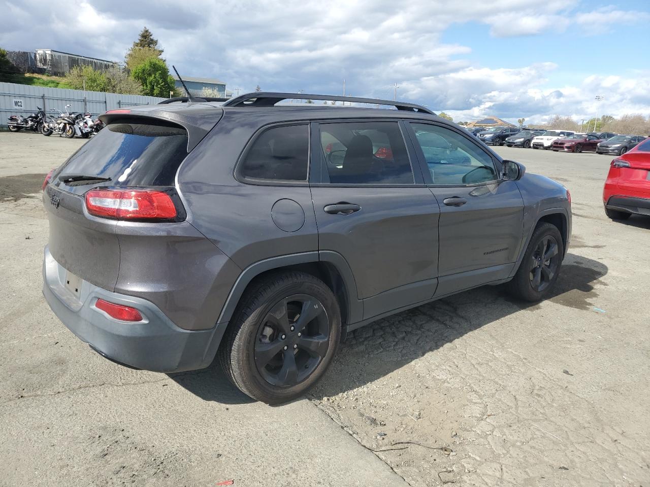 2017 Jeep Grand Cherokee - Image 3