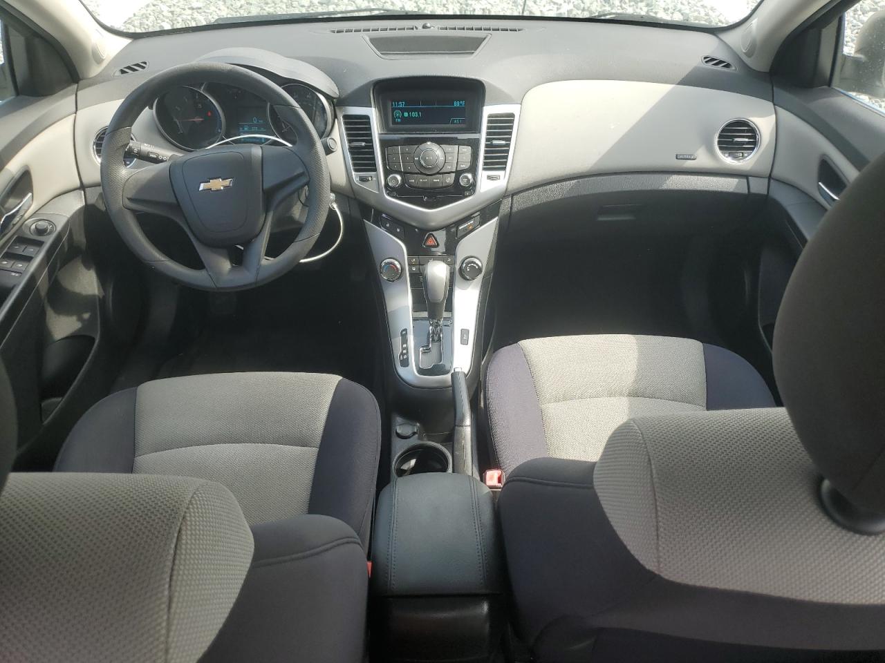 2012 Chevrolet Cruze - Image 8