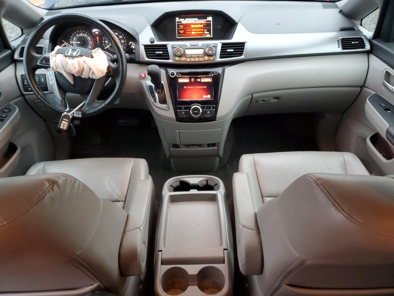 2014 Honda Odyssey - Image 8