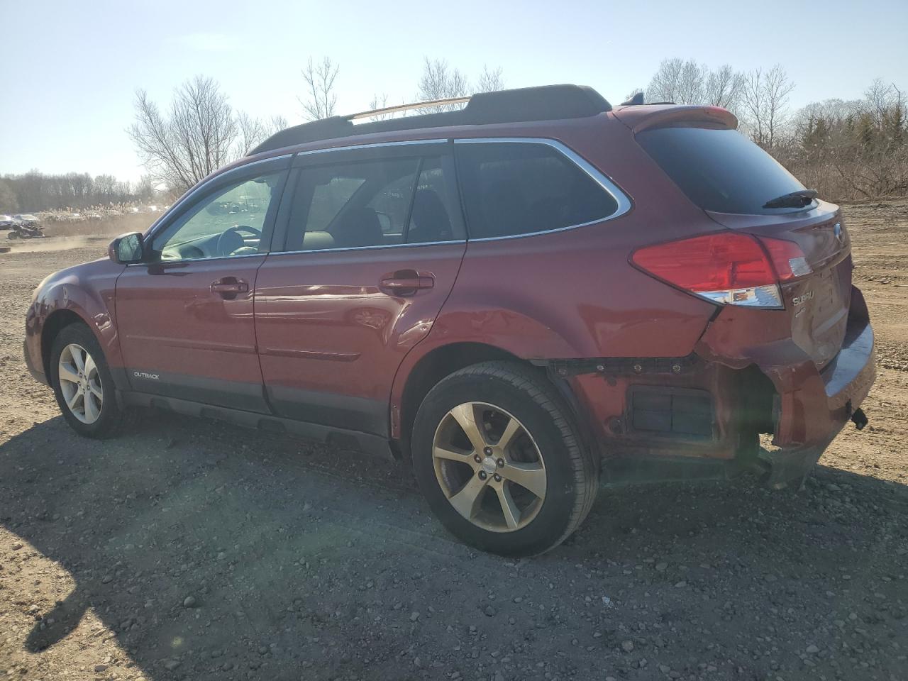 2014 Subaru Outback - Image 2