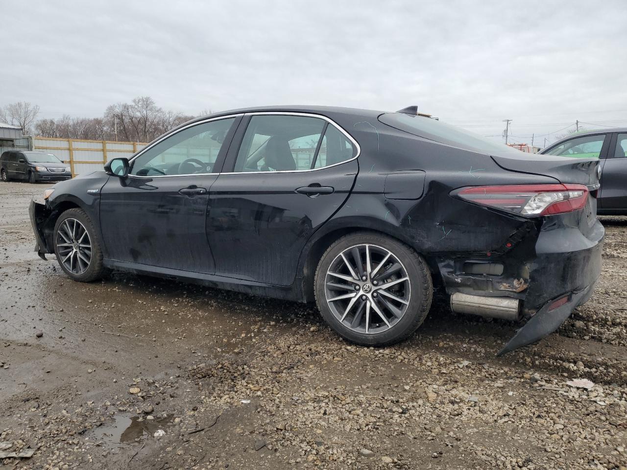 2021 Toyota Camry - Image 2