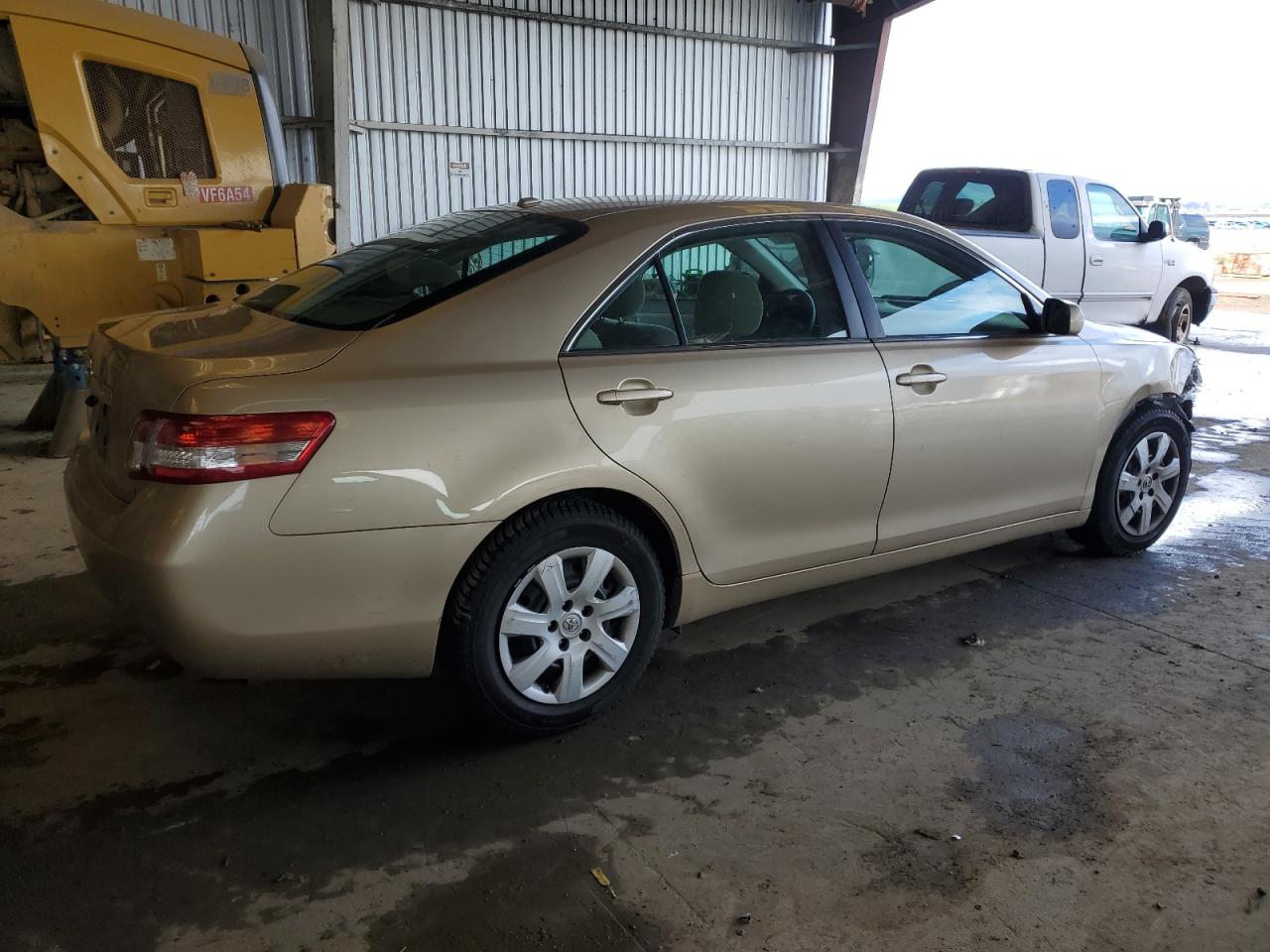 2011 Toyota Camry - Image 3
