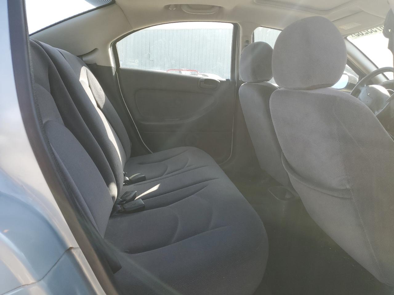 2002 Chrysler Sebring - Image 10