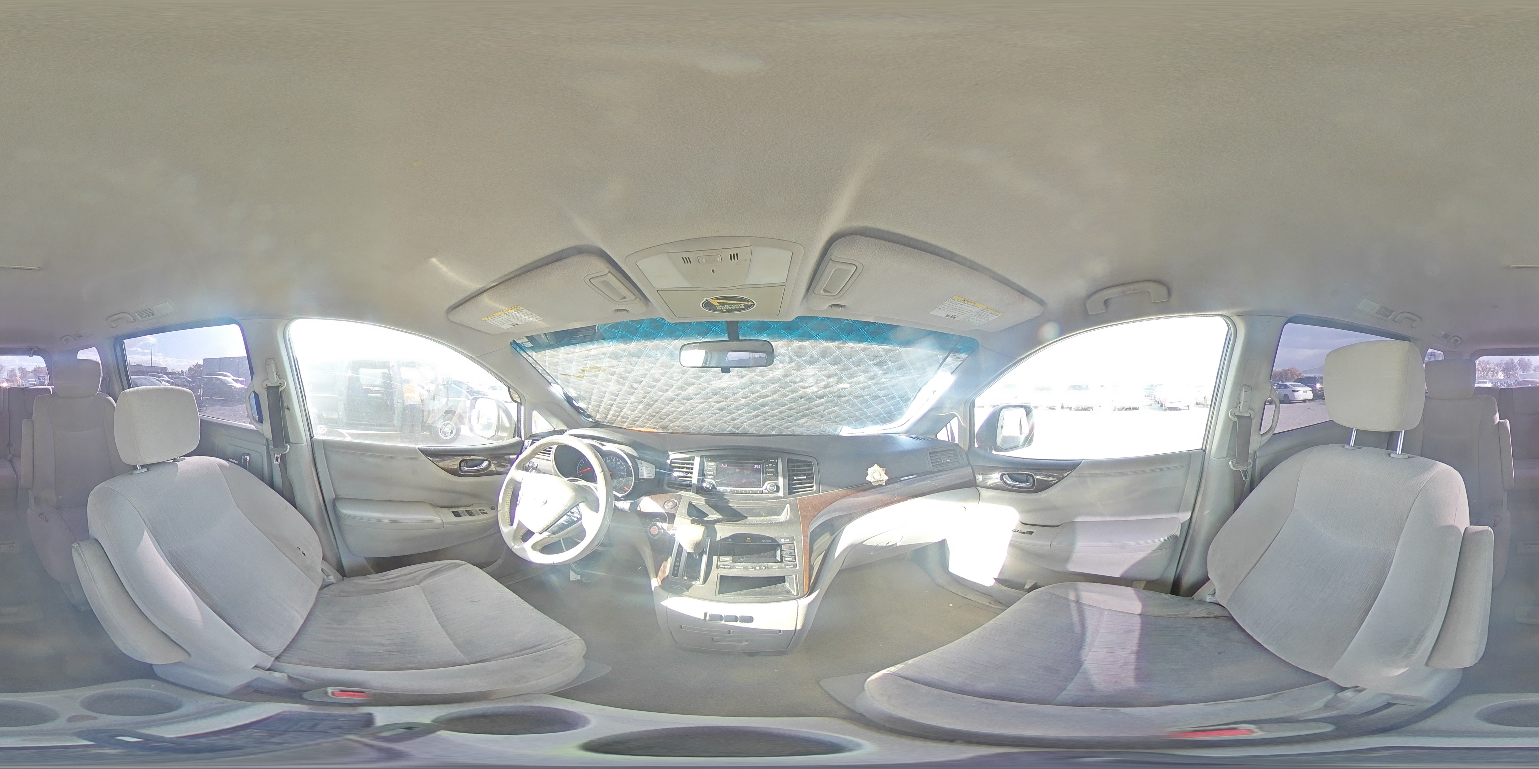 2016 Nissan Quest - Image 15