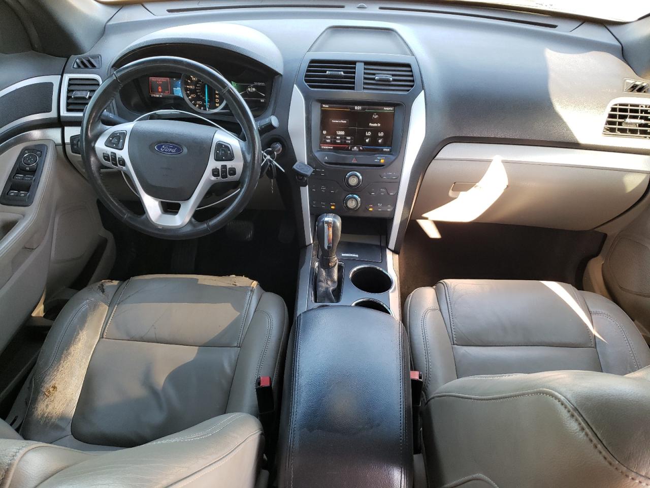 2012 Ford Explorer - Image 8
