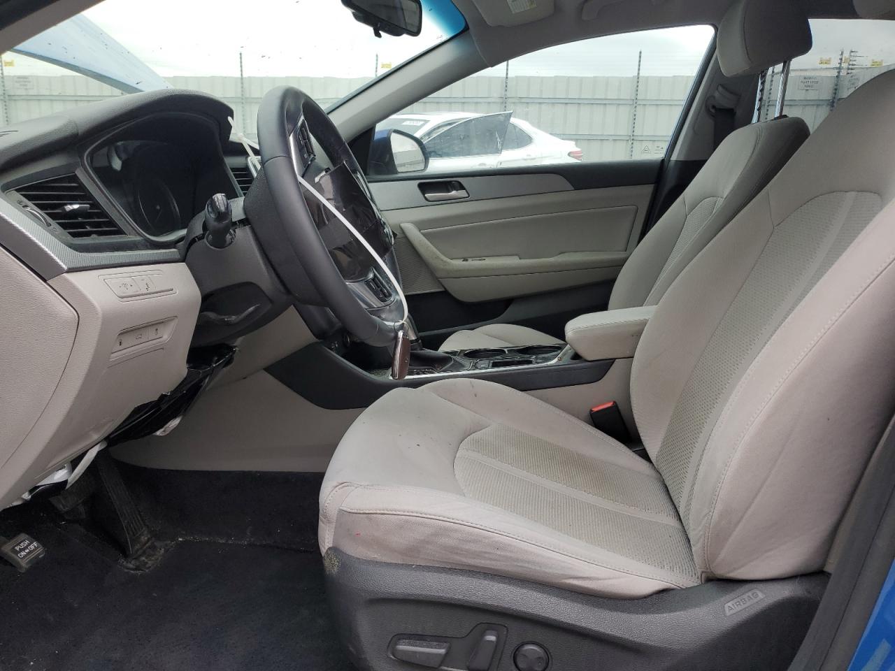 2018 Hyundai Sonata - Image 7