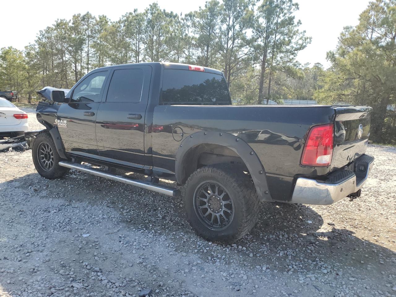 2016 RAM 2500 - Image 2