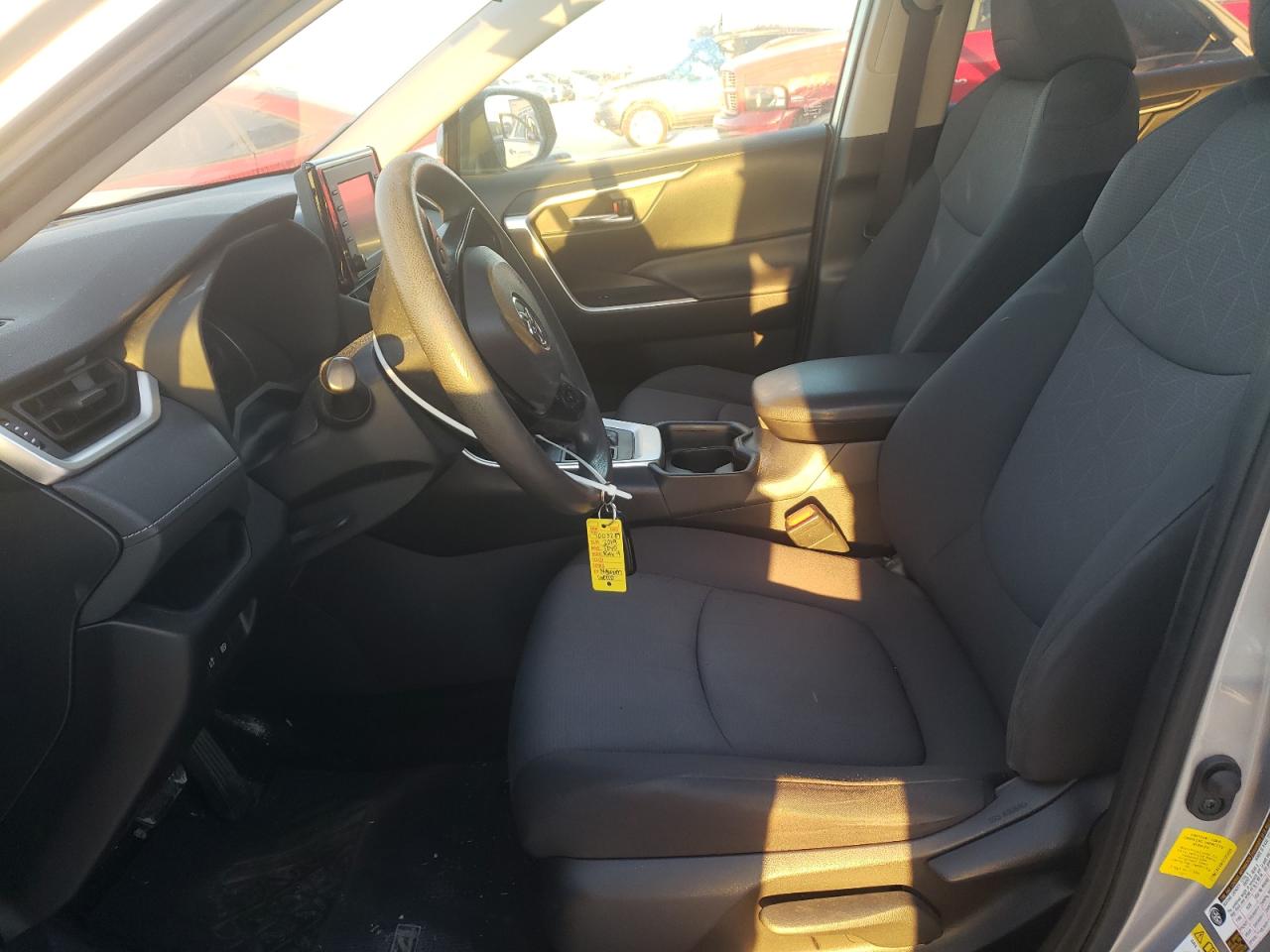 2019 Toyota RAV 4 - Image 7