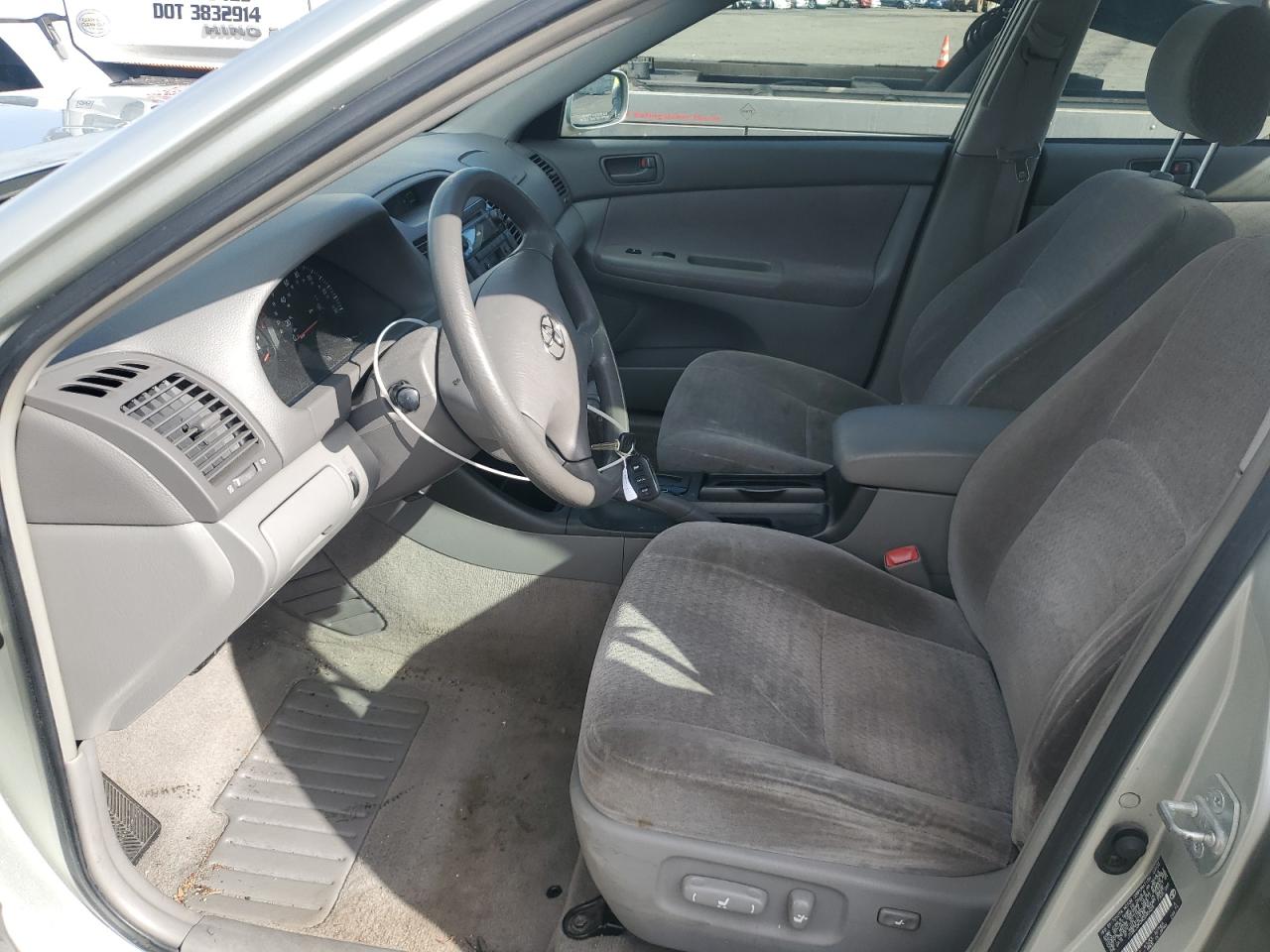 2004 Toyota Camry - Image 7