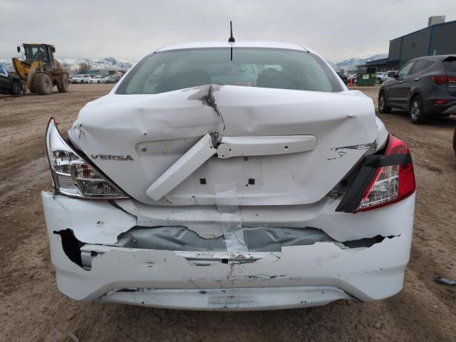 Седани NISSAN VERSA 2016 Білий