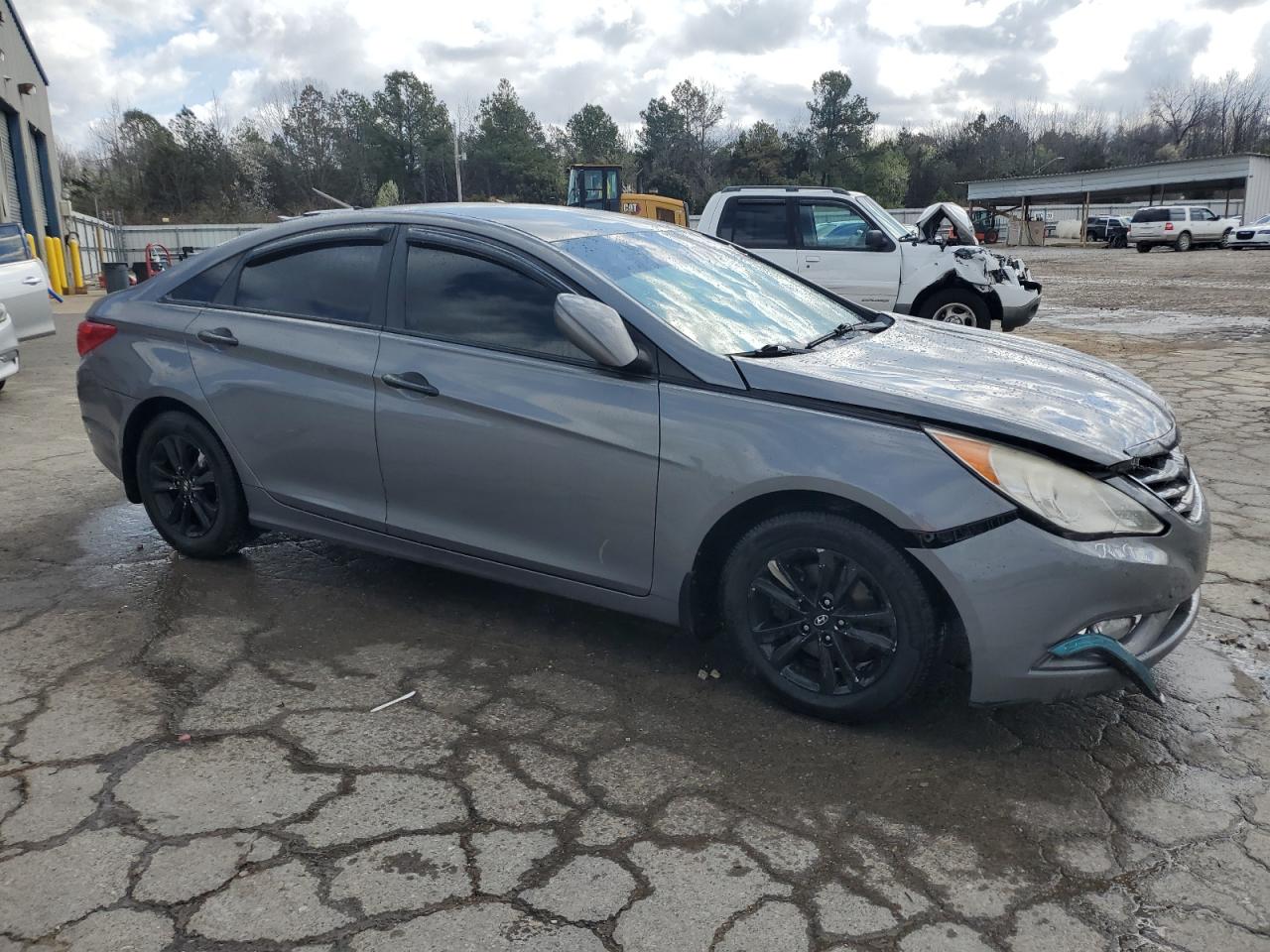2013 Hyundai Sonata - Image 4