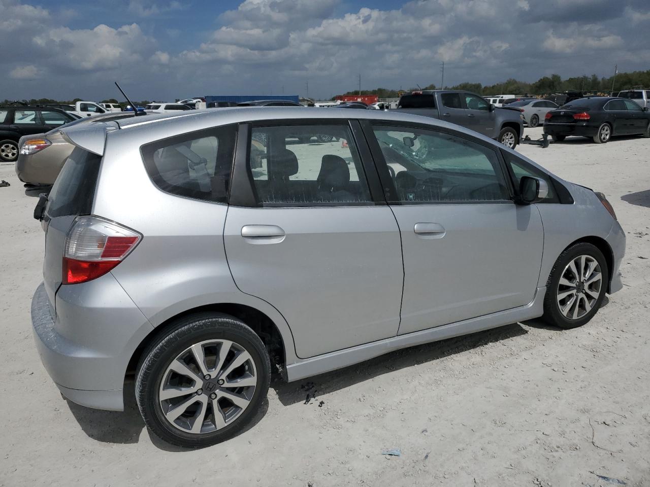 2013 Honda Fit - Image 3