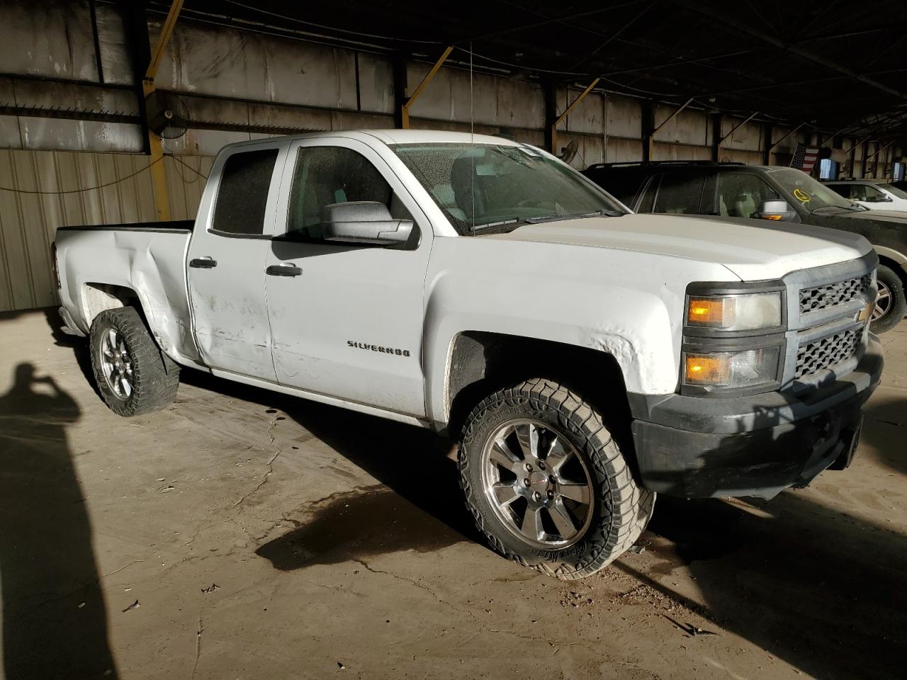 2015 Chevrolet Silverado - Image 4