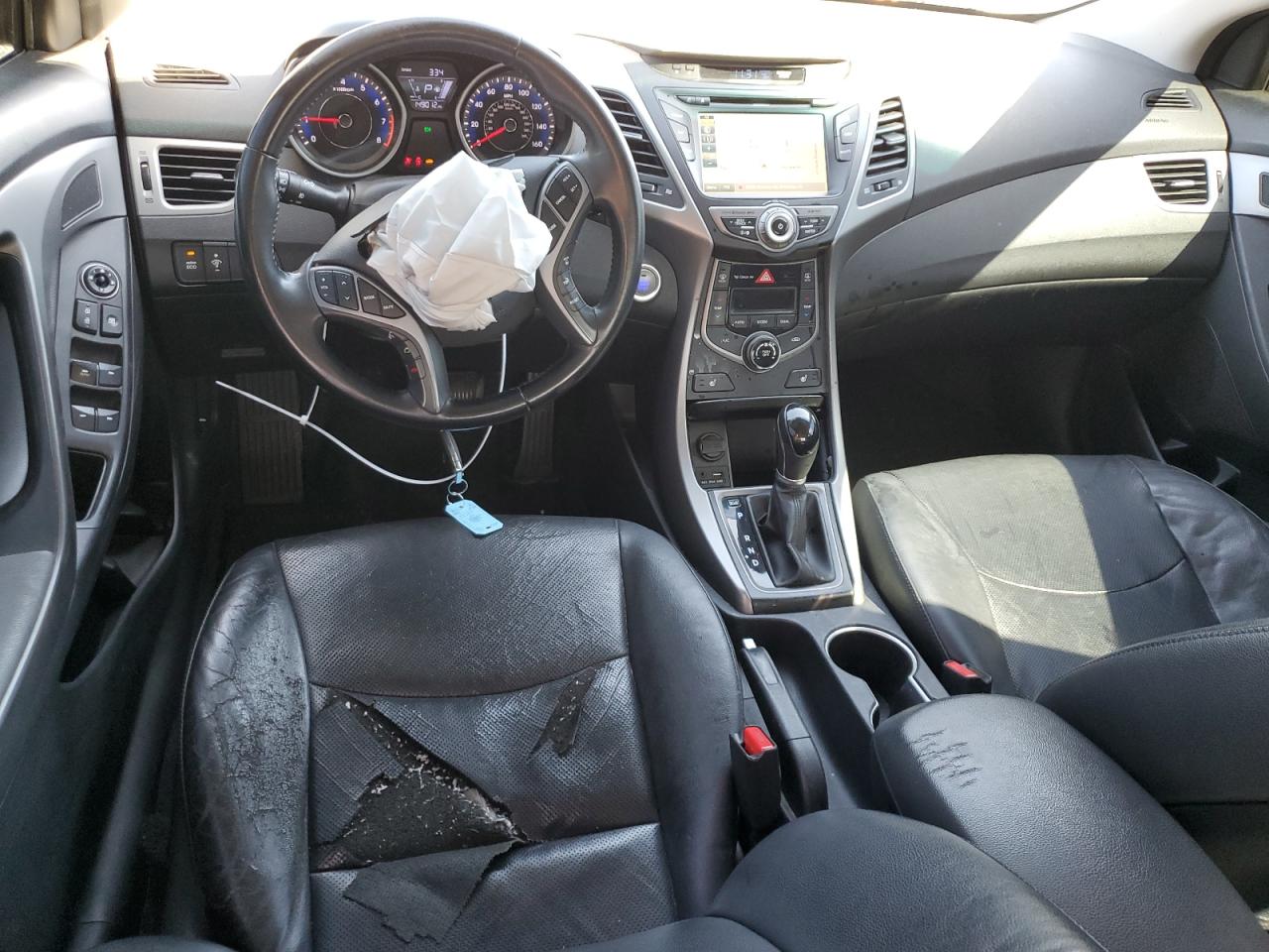 2016 Hyundai Elantra - Image 8