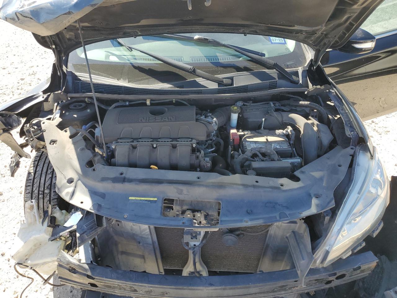 2015 Nissan Sentra - Image 13