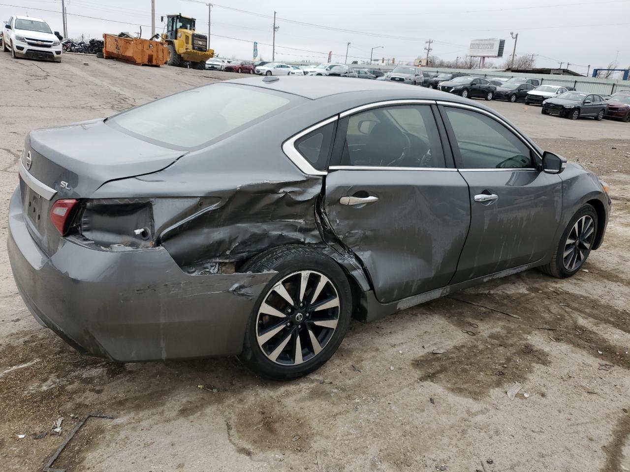 2018 Nissan Altima - Image 3