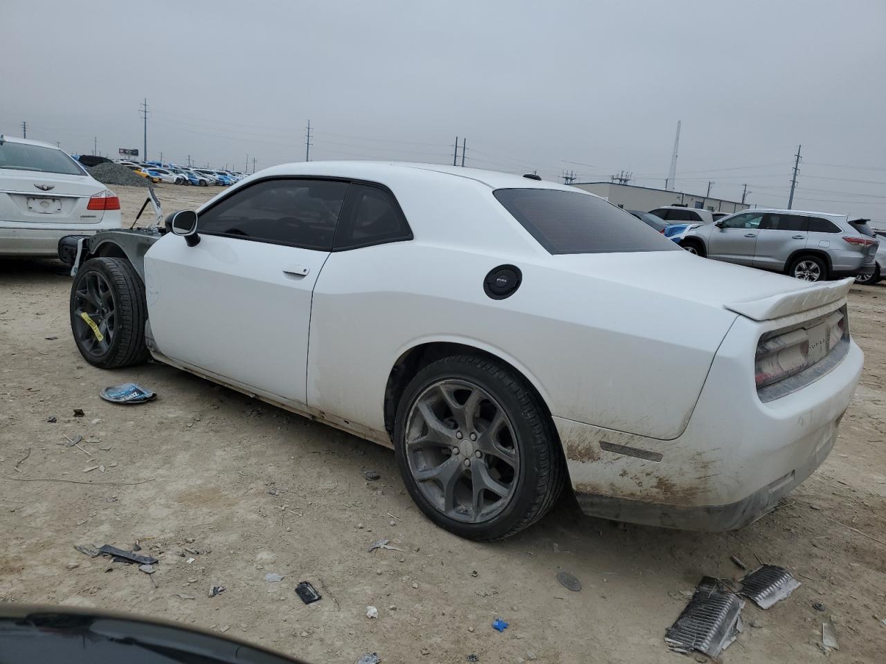 Image 2 of 2015 Dodge Challenger salvage vehicle - Lot #47399615 at Copart