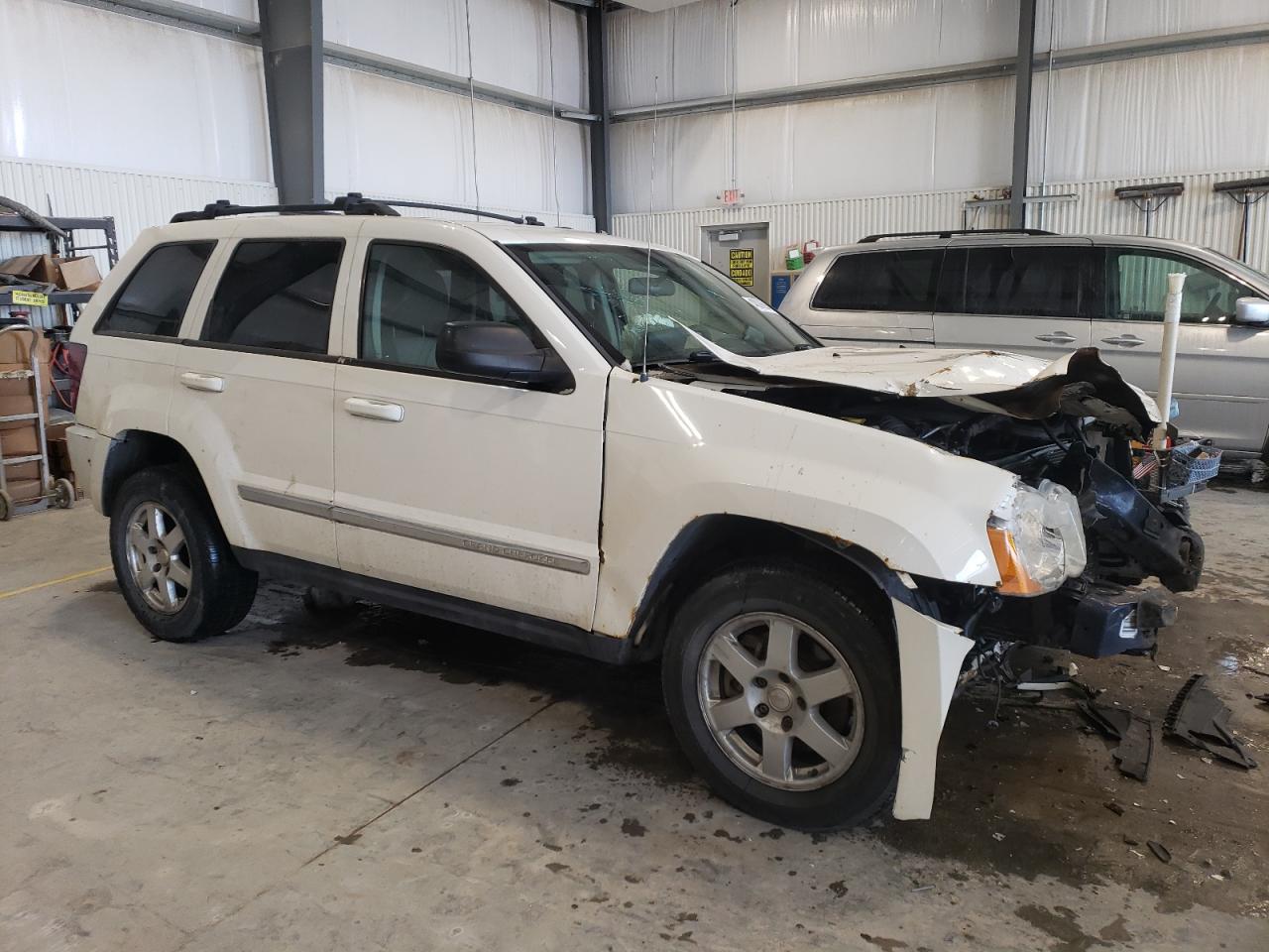 2009 Jeep Grand Cherokee - Image 4