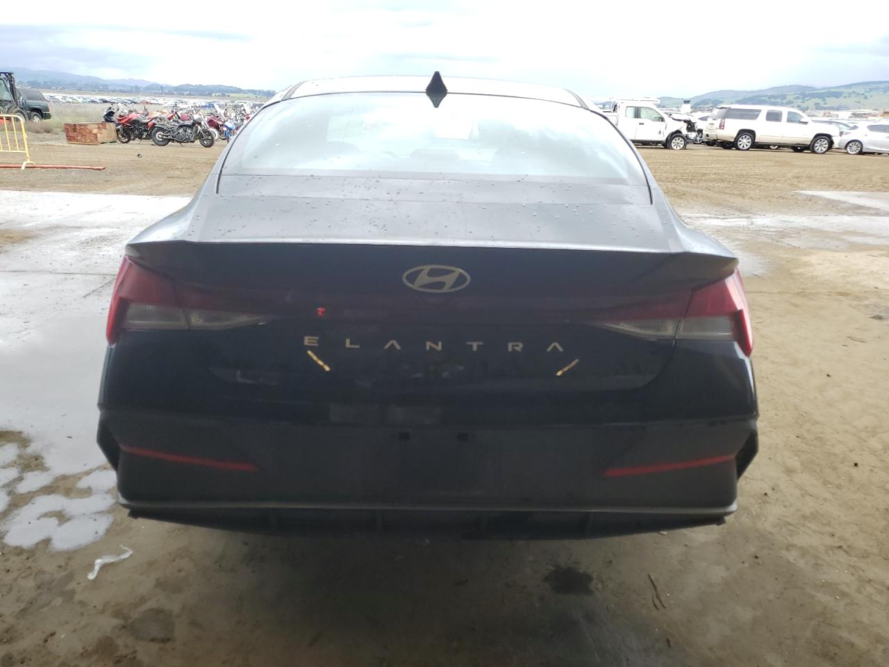 2024 Hyundai Elantra - Image 6
