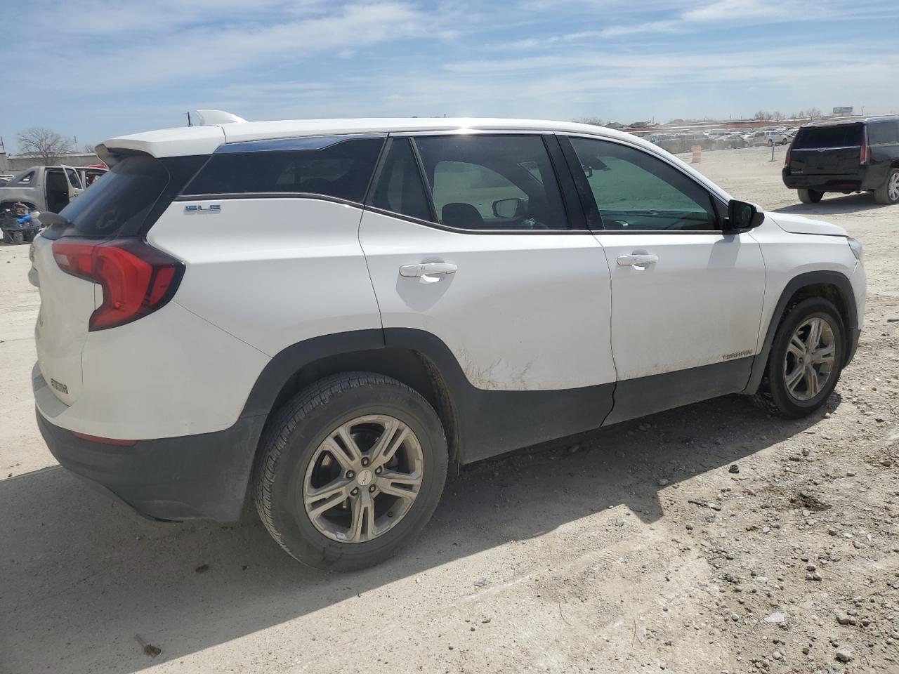 2018 GMC Terrain - Image 3