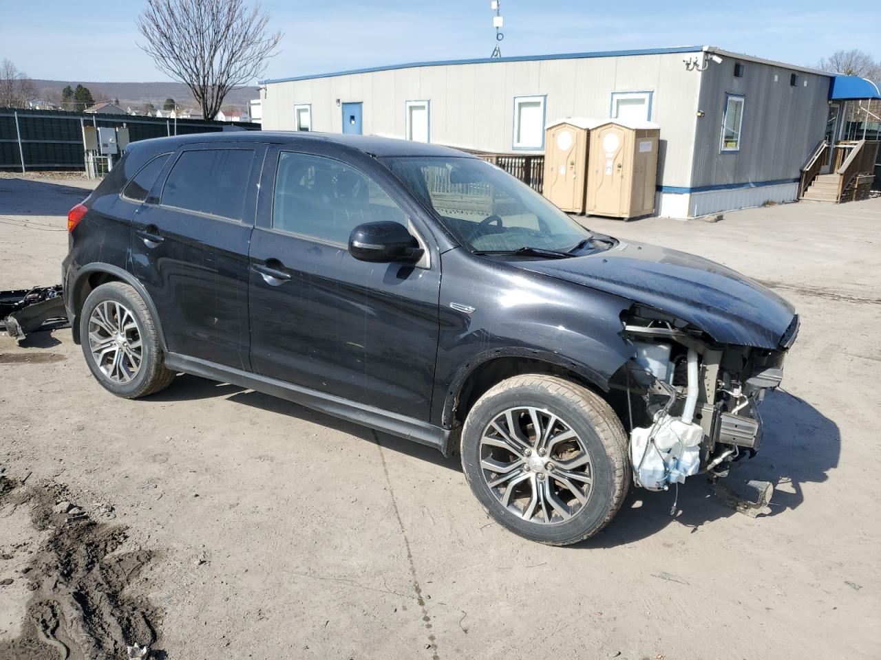 2018 Mitsubishi Outlander - Image 4