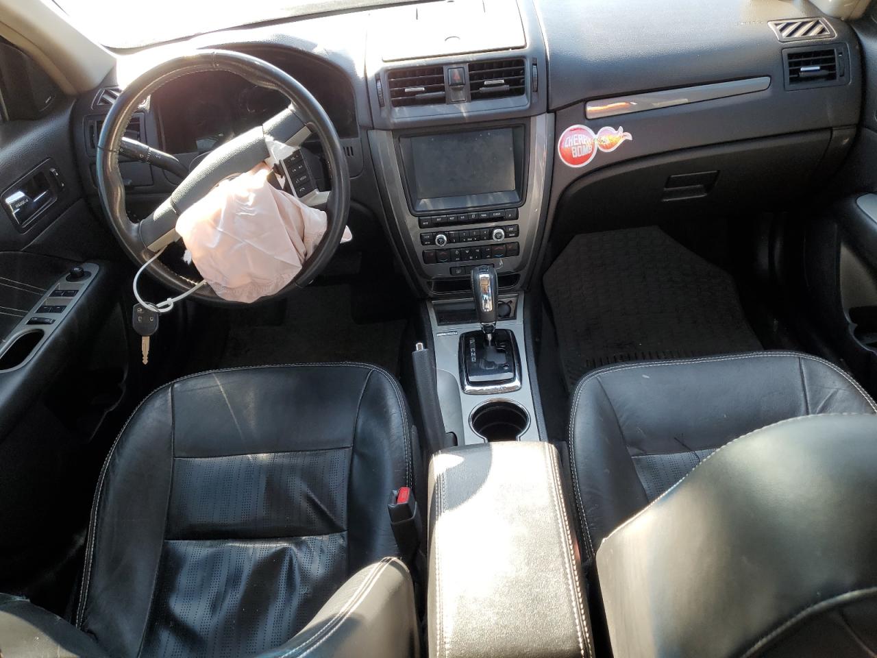 2011 Ford Fusion - Image 8