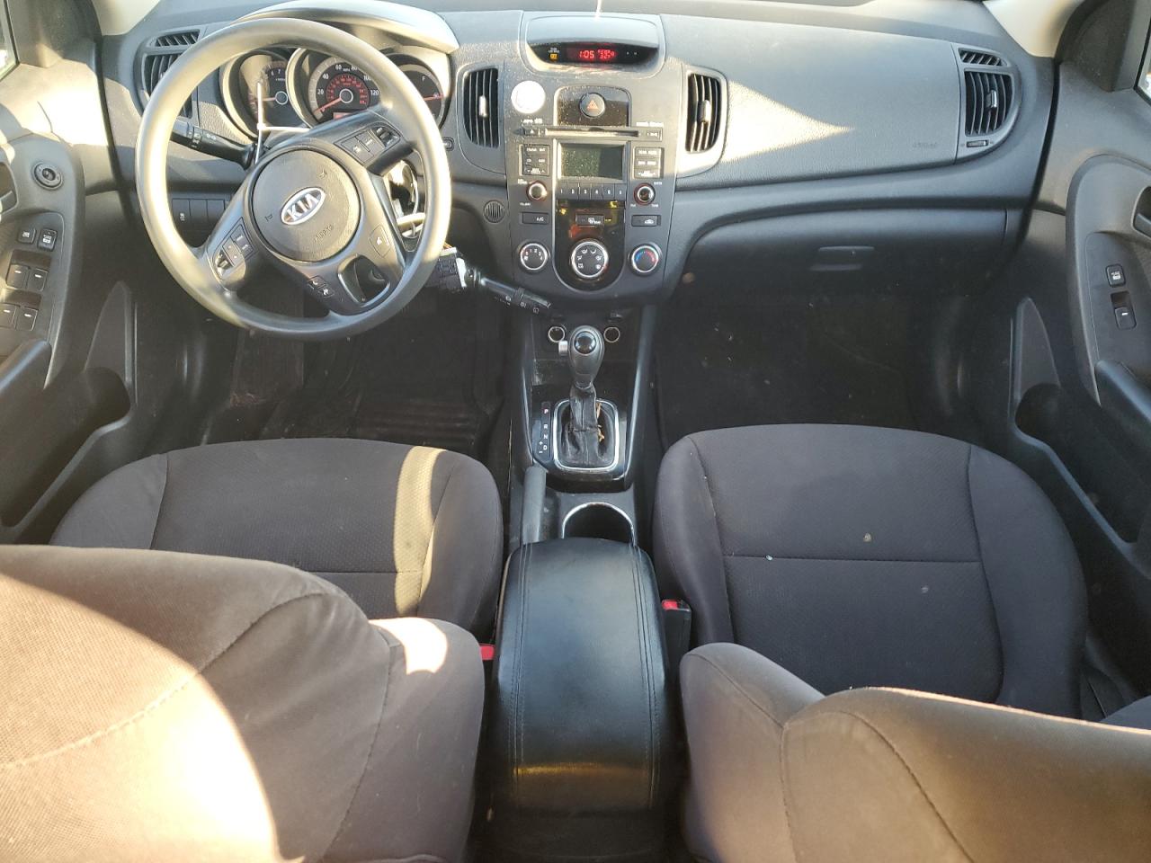 2011 Kia Forte - Image 8