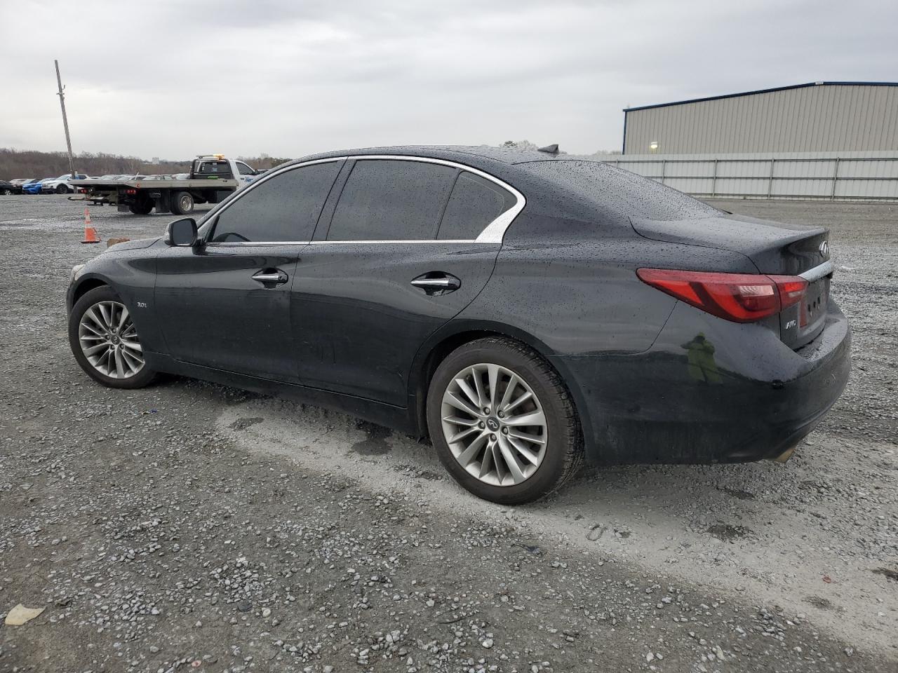 2018 Infiniti Q50 - Image 2
