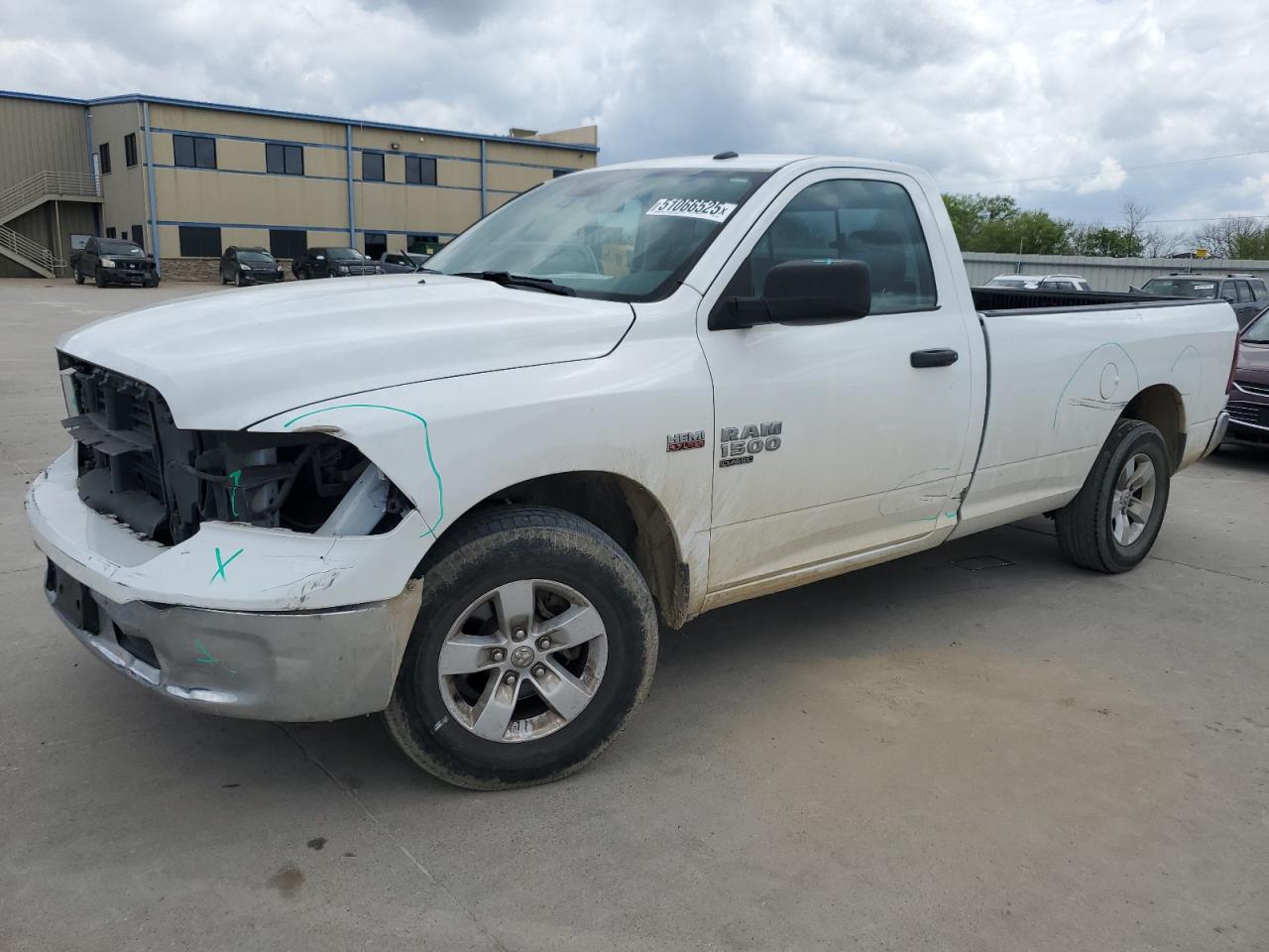 2019 Ram 1500 Classic Tradesman იყიდება Wilmer-ში, TX - Front End