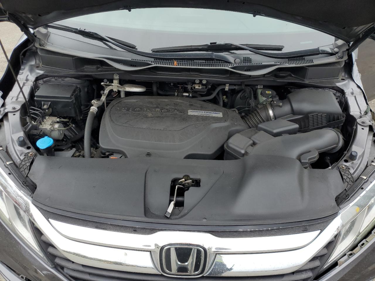 2018 Honda Odyssey - Image 13