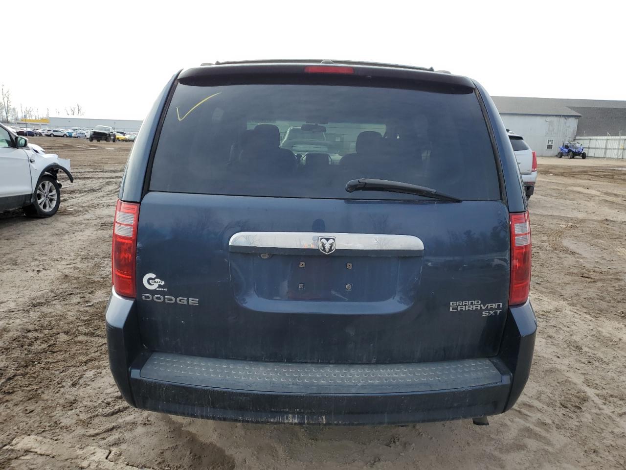 2009 Dodge Caravan - Image 6