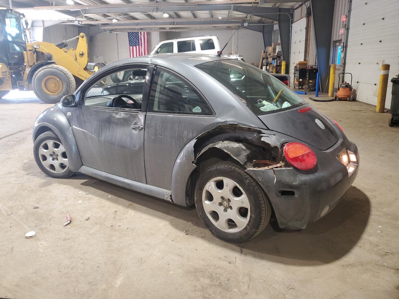 2003 Volkswagen Beetle - Image 2
