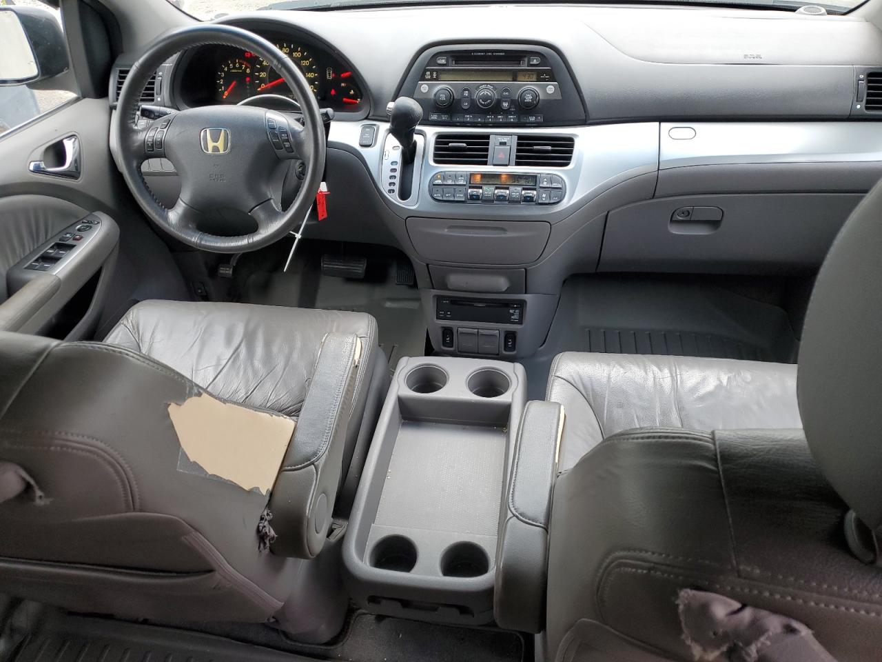 2008 Honda Odyssey - Image 8
