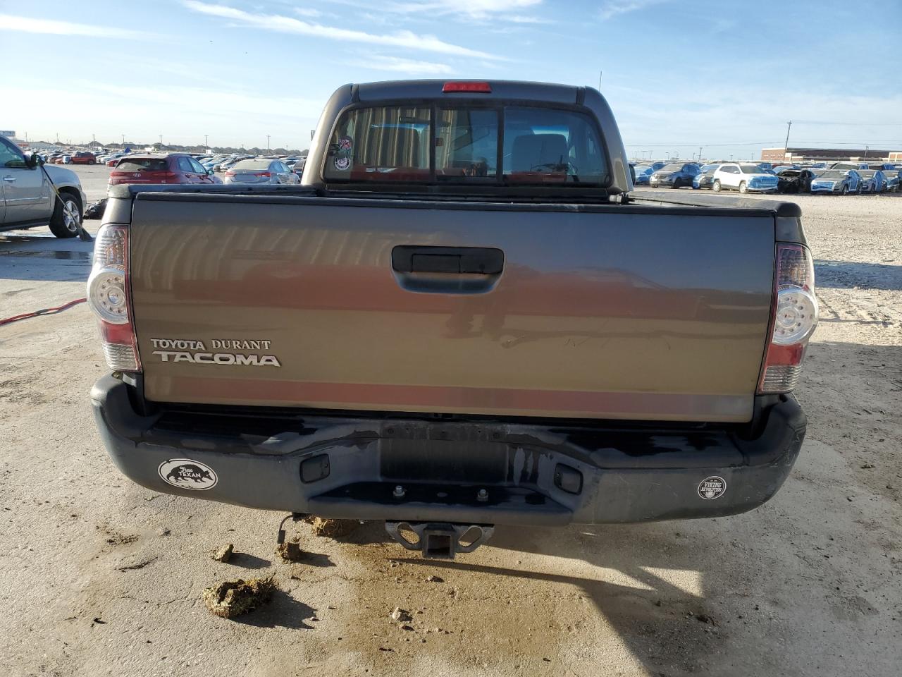 2010 Toyota Tacoma - Image 6