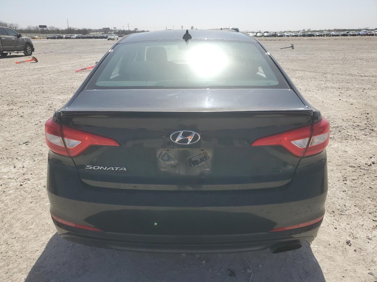 2016 Hyundai Sonata - Image 6