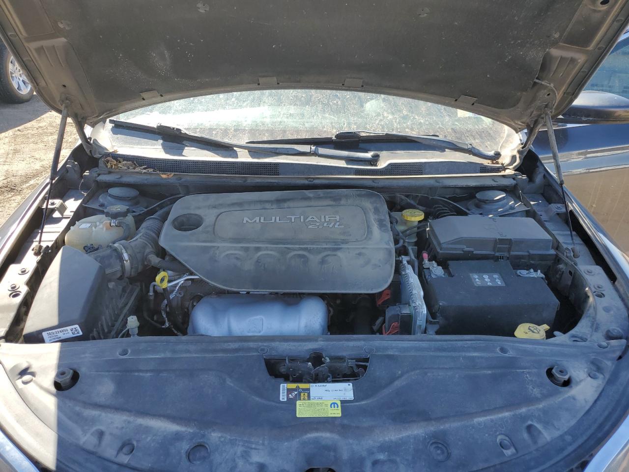 2015 Chrysler 200 - Image 11
