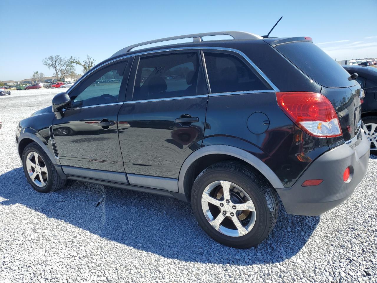 2012 Chevrolet Captiva - Image 2