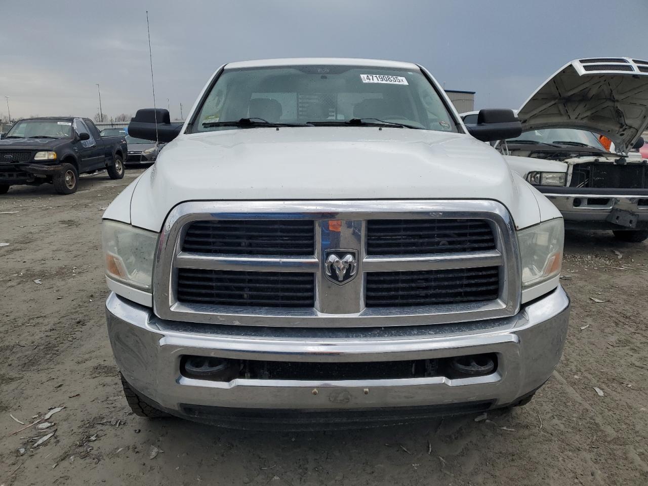 2010 Dodge RAM - Image 5