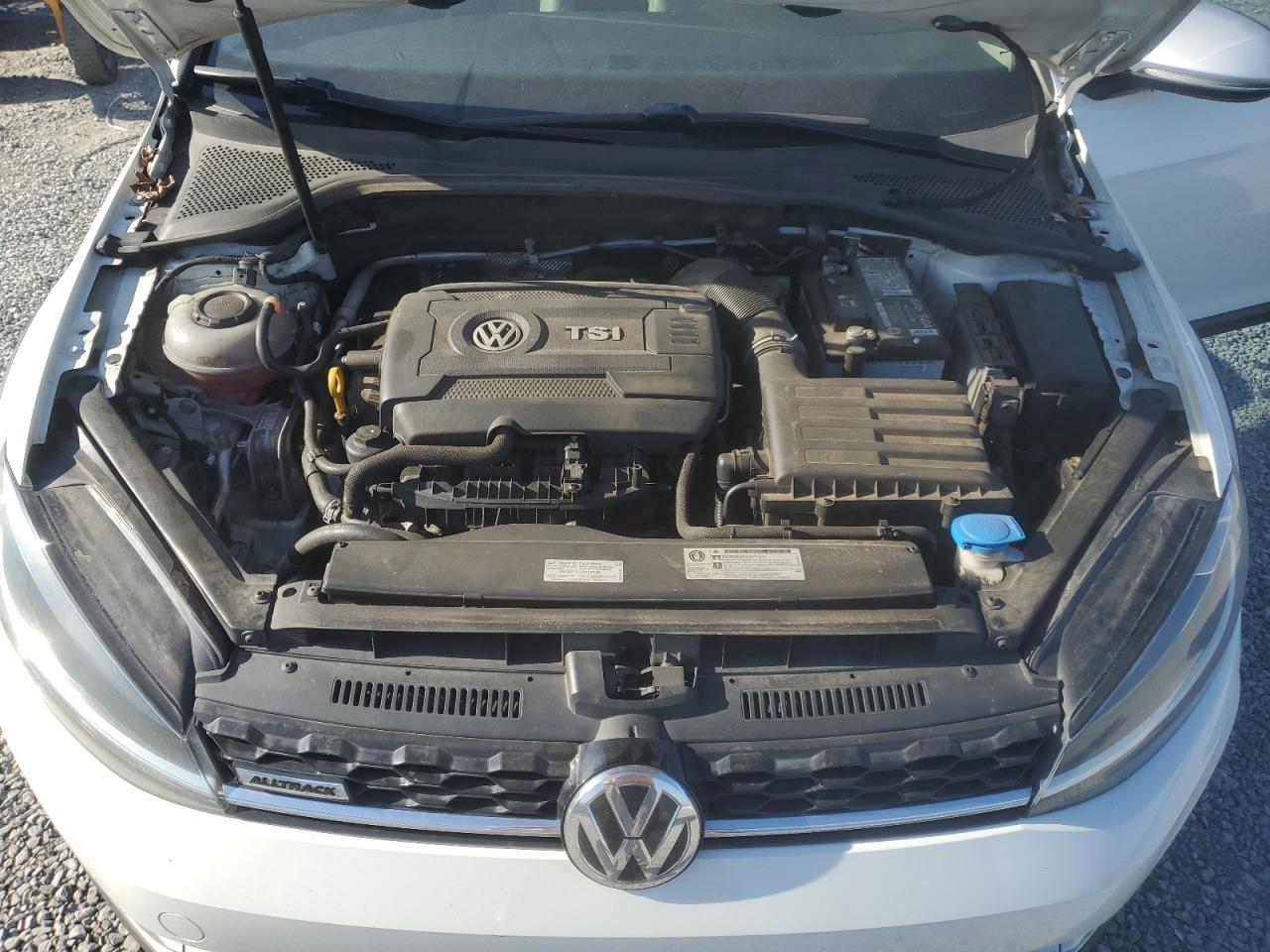 2018 Volkswagen Golf - Image 11