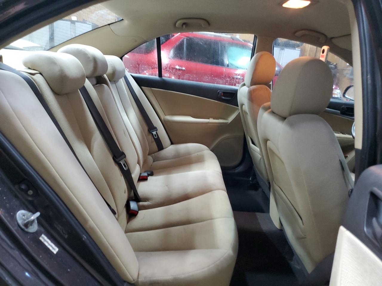 2009 Hyundai Sonata - Image 10