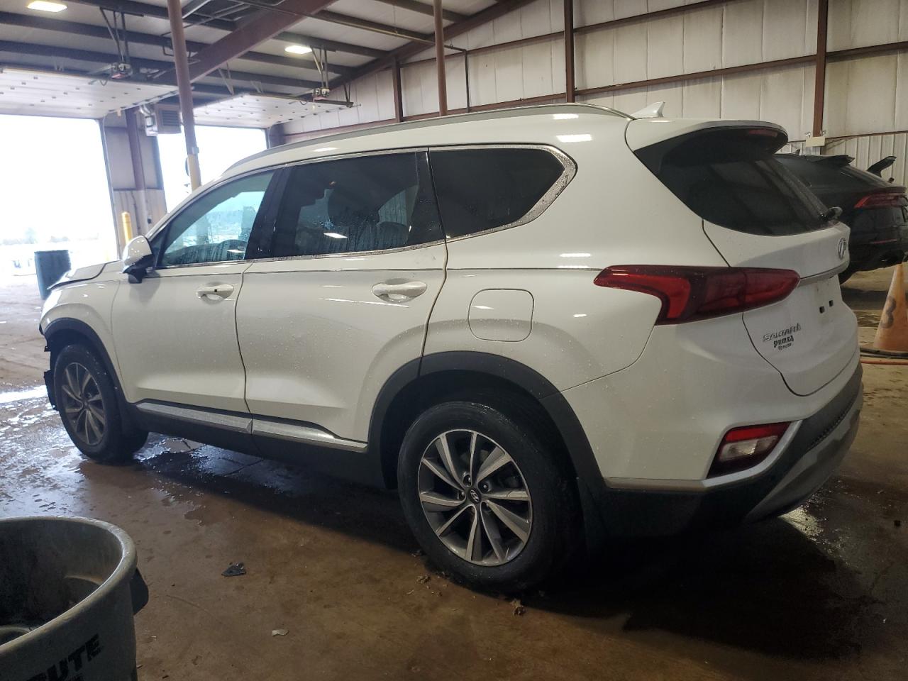 2020 Hyundai Santa Fe - Image 2